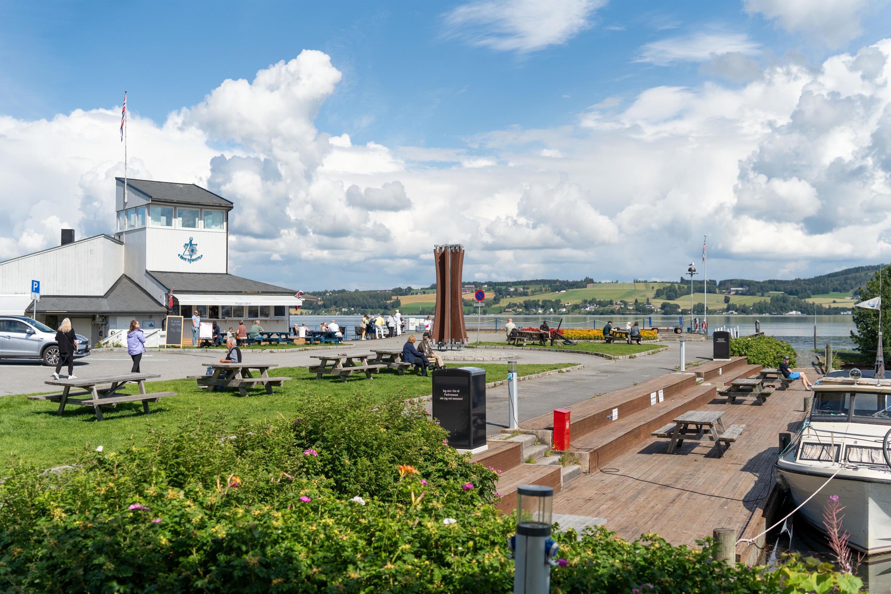 Brygga Gjøvik - Sommeråpen restaurant - Visit Øst-Norge